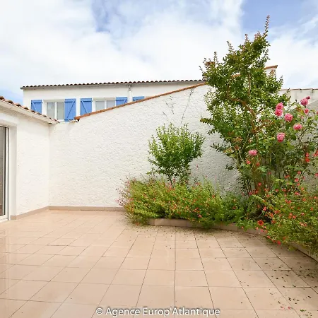 Belle 4 Pieces A 150m De La Mer, 6 Pers, Patio, Bbq, Parking - - Fr-1-705-11 *