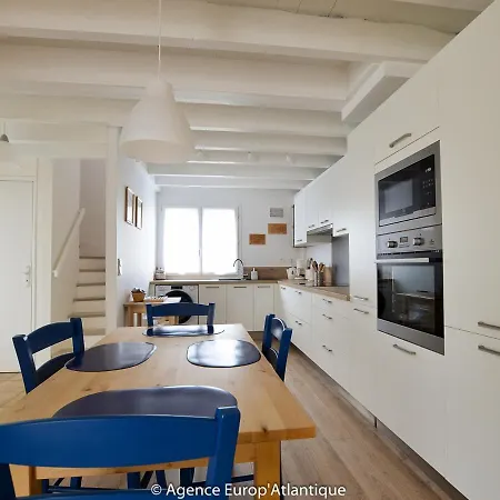 Belle 4 Pieces A 150m De La Mer, 6 Pers, Patio, Bbq, Parking - - Fr-1-705-11 펜션
